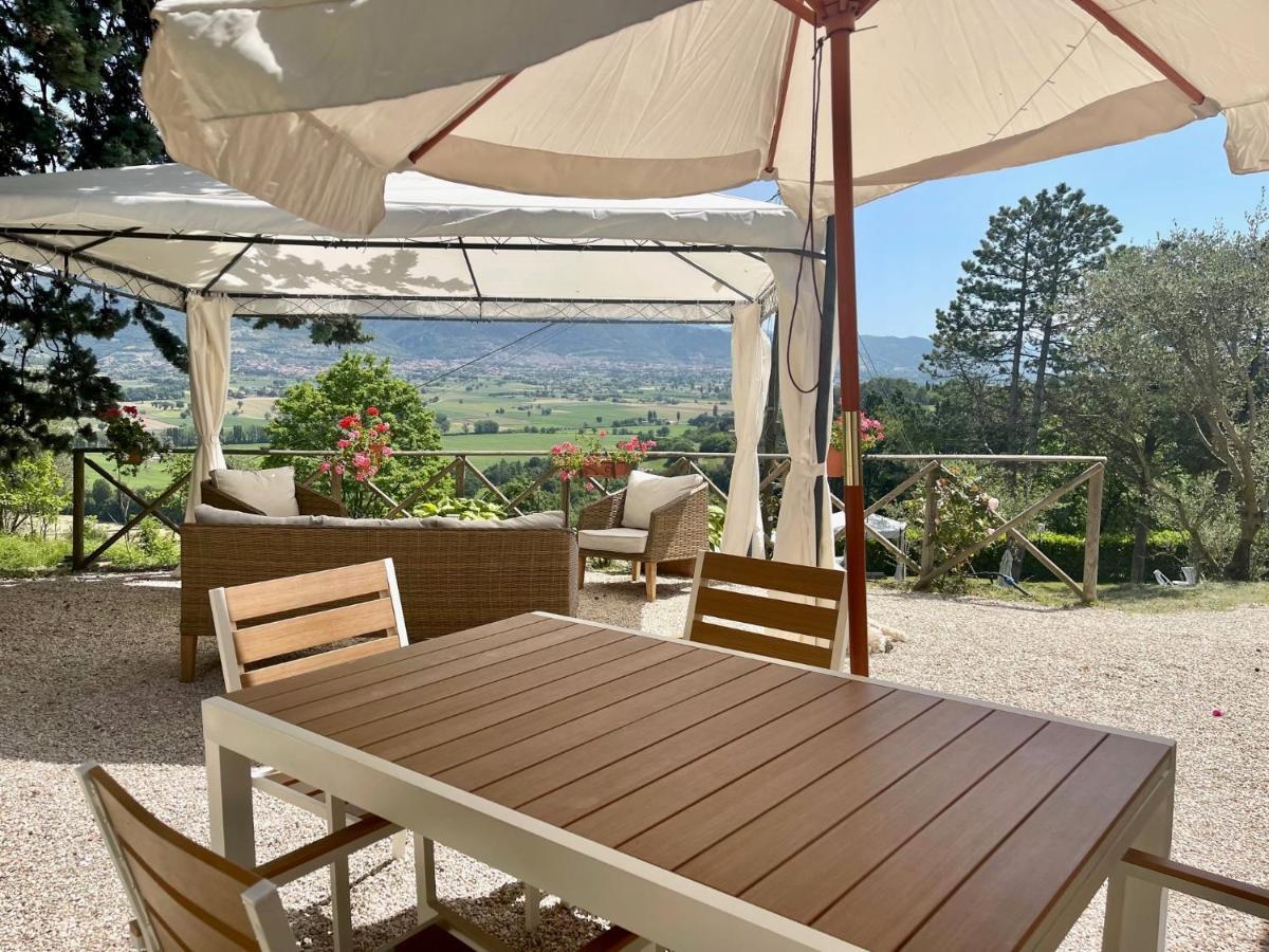 La Panoramica Gubbio - Maison de Charme - Casette e appartamenti self catering per vacanze meravigliose! Esterno foto