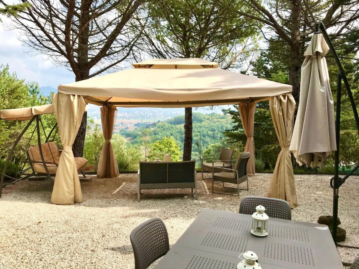 La Panoramica Gubbio - Maison de Charme - Casette e appartamenti self catering per vacanze meravigliose! Esterno foto