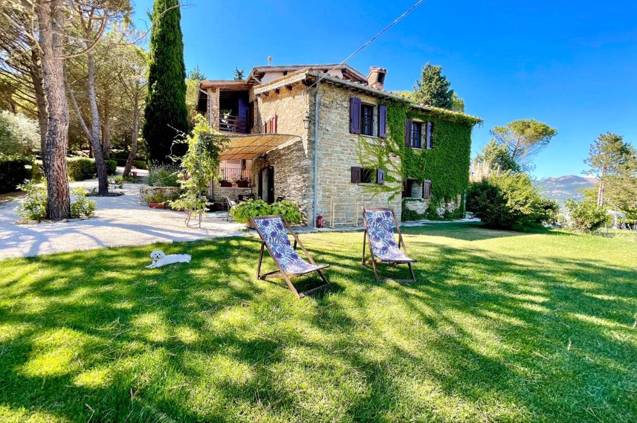 La Panoramica Gubbio - Maison de Charme - Casette e appartamenti self catering per vacanze meravigliose! Esterno foto