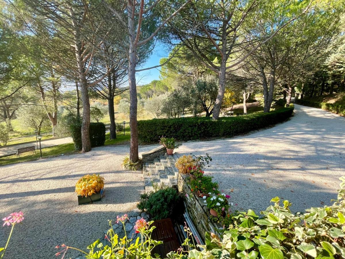 La Panoramica Gubbio - Maison de Charme - Casette e appartamenti self catering per vacanze meravigliose! Esterno foto
