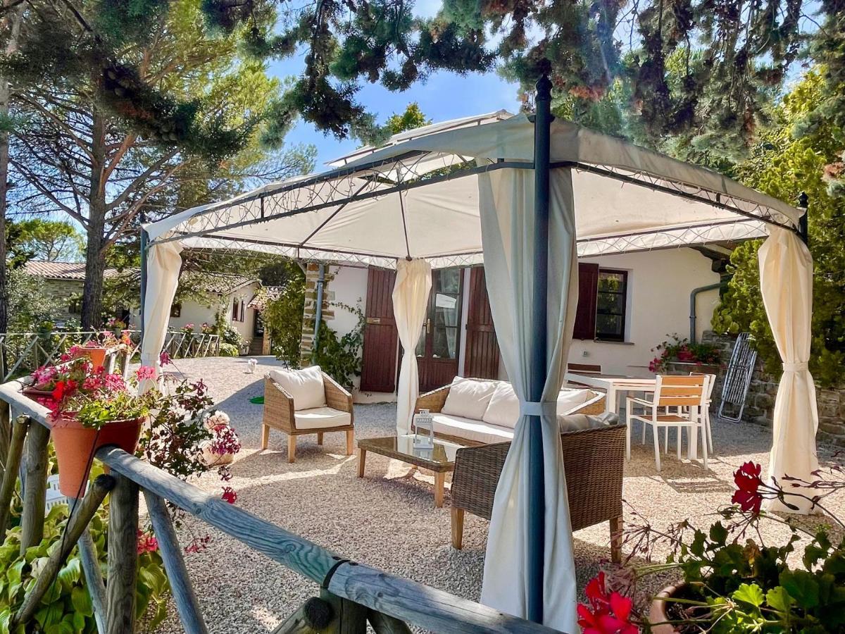 La Panoramica Gubbio - Maison de Charme - Casette e appartamenti self catering per vacanze meravigliose! Esterno foto